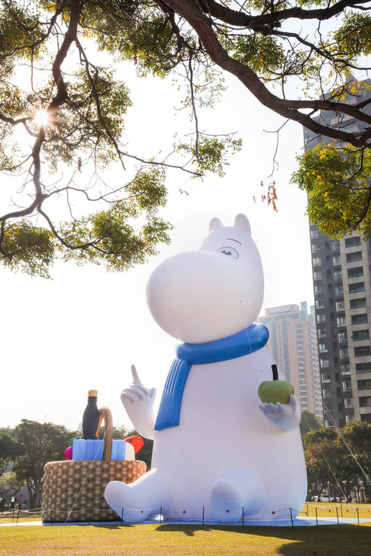 2026中台灣燈會主角為「姆明一族（The Moomins）」，市府並在台中市民廣場設立21公尺高巨型姆明氣偶，成吸睛打卡景點。（台中市政府提供）中央社記者趙麗妍傳真　115年1月30日