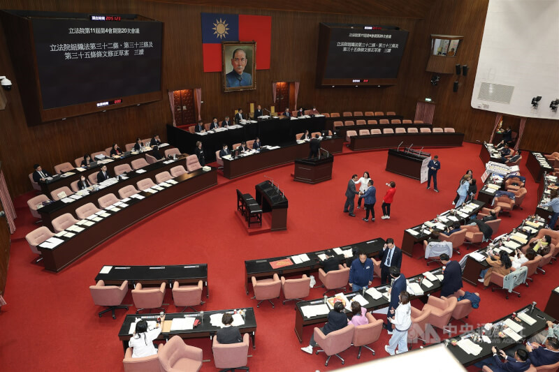 30日為立法院第11屆第4會期最後一天，院會表決通過「衛星廣播電視法」、「政黨及其附隨組織不當取得財產處理條例」及「立法院組織法」等多項修正法案。圖為立法院議場。中央社記者謝佳璋攝  115年1月30日