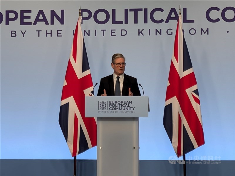 英國首相施凱爾近日先後訪問中國和日本，訪中行程尤其引發側目。英國每日電訊報1月31日發表文章，指施凱爾大力宣揚與中國展開經濟合作之際，他應以日本、德國為前車之艦，應促使英企先實現供應鏈多元化。 （中央社檔案照片）