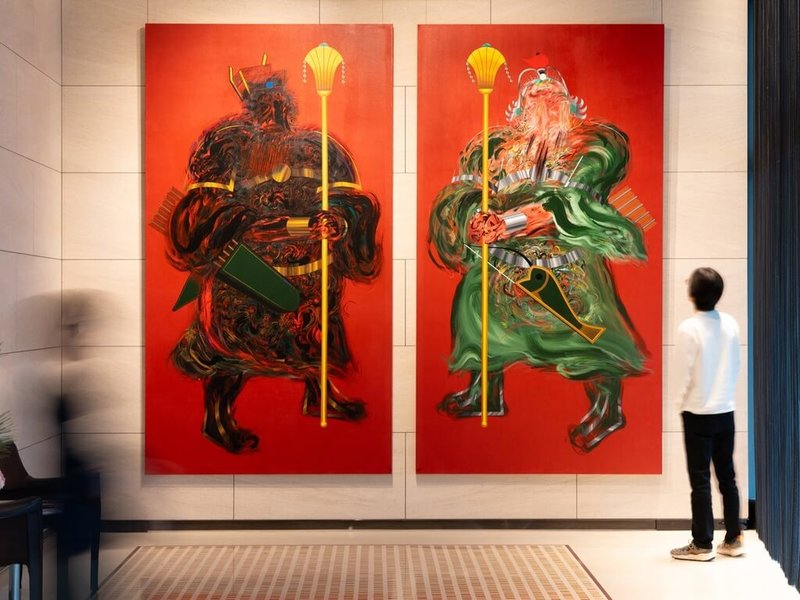 高齡94歲藝術家夏陽帶來3公尺高巨幅「門神」，2日起在誠品行旅大廳展出真跡。（誠品畫廊提供）中央社記者王寶兒傳真　115年2月2日