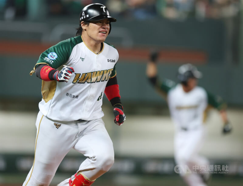 中職台鋼雄鷹隊捕手張肇元。（中央社檔案照片）
