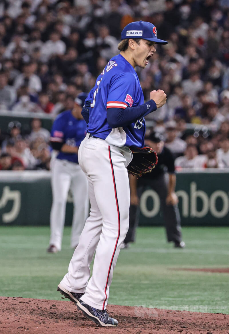 張奕於2024年世界12強棒球賽冠軍戰登板。（中央社檔案照片）