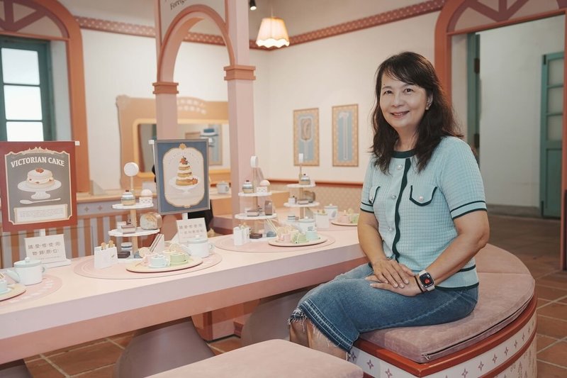 教育部7日發布新聞稿，介紹最新「教育家」人物典範，台南市西門實驗小學教師邱馨慧（圖）多年來投入海洋教育，帶領學生走出教室，透過實地觀察，學習科學精神。（教育部提供）中央社記者陳至中台北傳真　115年2月7日