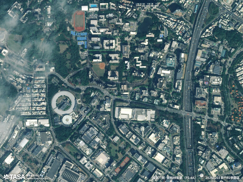 福衛八號首顆齊柏林衛星去年11月底升空入軌，歷經嚴密的功能驗證、軌道操控作業及逾百次測試取像，今年1月展開正式取像任務，國家太空中心11日公開第一波取像成果，涵蓋台灣新竹科學園區。（國家太空中心提供）中央社記者趙敏雅傳真　115年2月11日