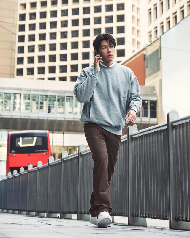 台北市影片商業同業公會主辦的台灣娛樂電影獎全民投票活動,港星柯煒林以電影「大濛」獲得「希望一起演男主角獎」,他期待能再到台灣拍戲。(品牌提供)中央社記者王心妤傳真 115年2月11日