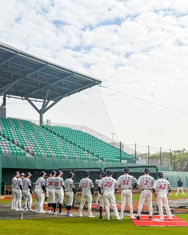 韓職樂天巨人隊目前在台南亞太國際棒球訓練中心進行春訓。（圖取自instagram.com/busanlottegiants）