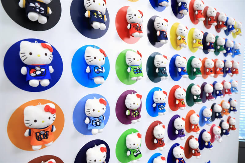 日本三麗鷗公司旗下人氣角色Hello Kitty的設計師山口裕子宣布將交棒給新一代設計師。（共同社）