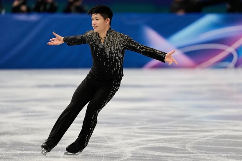台灣滑冰新星李宇翔於台灣時間14日凌晨征戰米蘭冬奧花式滑冰長曲決賽。(美聯社)