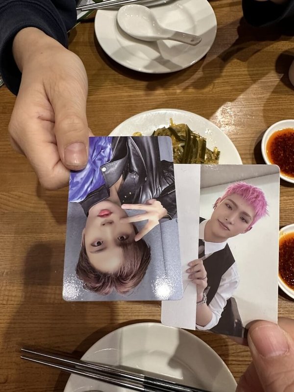 在追星旅程上，家人是小雨（化名）最大的「應援團」，令小雨更開心的是，如今女兒長大了，也成為韓團ATINY，甚至能一起看演唱會。（讀者提供）中央社記者陳婕翎傳真　115年2月20日