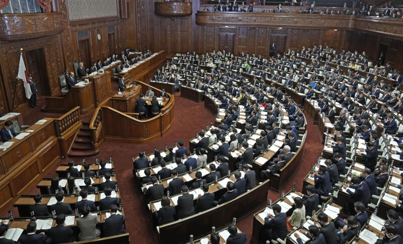 日本首相高市早苗20日在日本眾議院發表施政方針演說。（共同社）