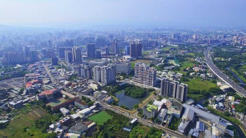 桃園市政府住宅發展及都市更新處22日發布新聞稿表示，115年將設計規劃完成4819戶社宅，其中6社宅案場3月起陸續開工，包含中壢4處、八德及觀音各1處總計1397戶。（桃園市住宅發展及都市更新處提供）中央社記者吳睿騏桃園傳真　115年2月22日