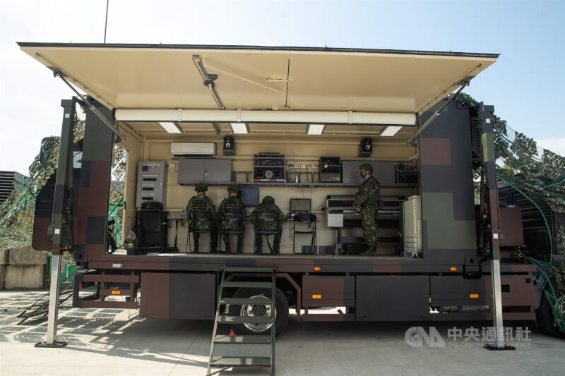 圖為國軍二代心戰作業車。（中央社檔案照片）