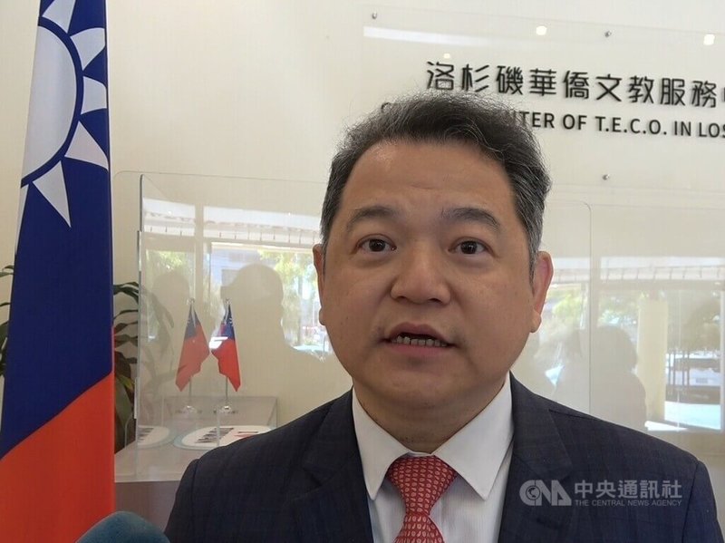 駐洛杉磯台北經濟文化辦事處轄區涵蓋亞利桑那州，台積電到鳳凰城設廠以來，服務許多外派員工及眷屬。處長紀欽耀（圖）表示，辦事處提供駕照、出生證明等驗證服務。中央社記者林宏翰洛杉磯攝　115年2月23日