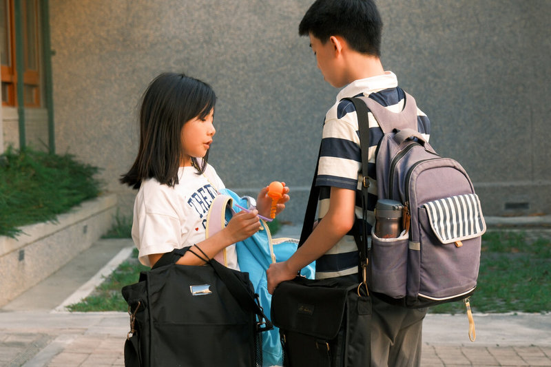 台灣兒少短片「你吹Do，我吹Si」入圍第76屆柏林影展「新世代」競賽單元（Generation Kplus），由劉容辰（左）與吳紹瑜（右）兩名主要角色，在音樂與互動中建立情誼。（劇組提供）中央社記者林尚縈柏林傳真　115年2月23日