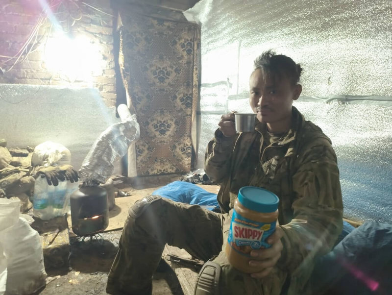 俄烏戰爭烏方前線人力持續承壓,外籍志願兵成為重要補充。在無人機的影響下,任務時間從最初的5天拉長至動輒80餘天。(香港志願兵「秋馬」提供)中央社記者陳彥婷哈爾科夫州傳真 115年2月24日