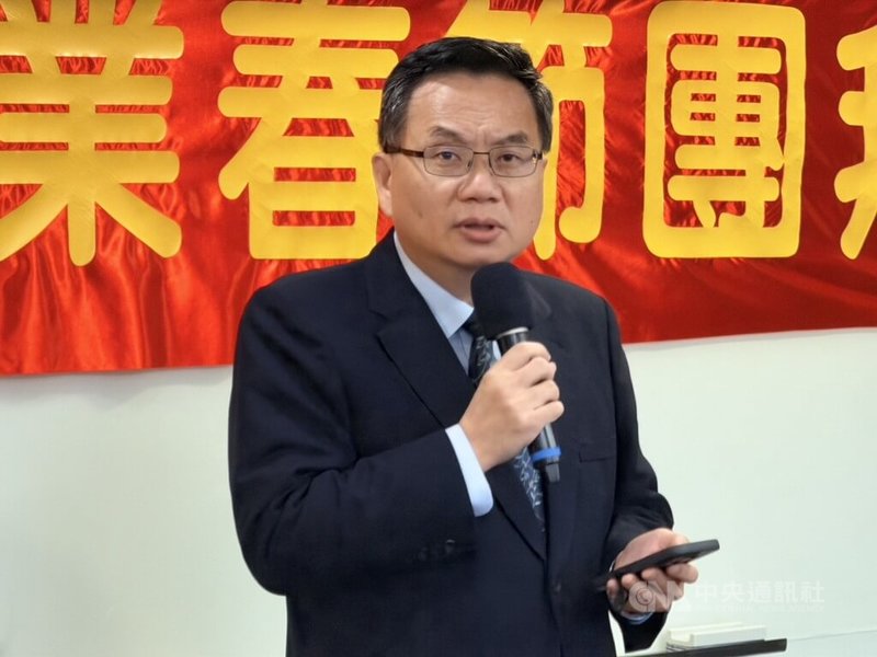 產險公會理事長陳萬祥24日出席產險公會新春團拜活動。中央社記者呂晏慈攝　115年2月24日