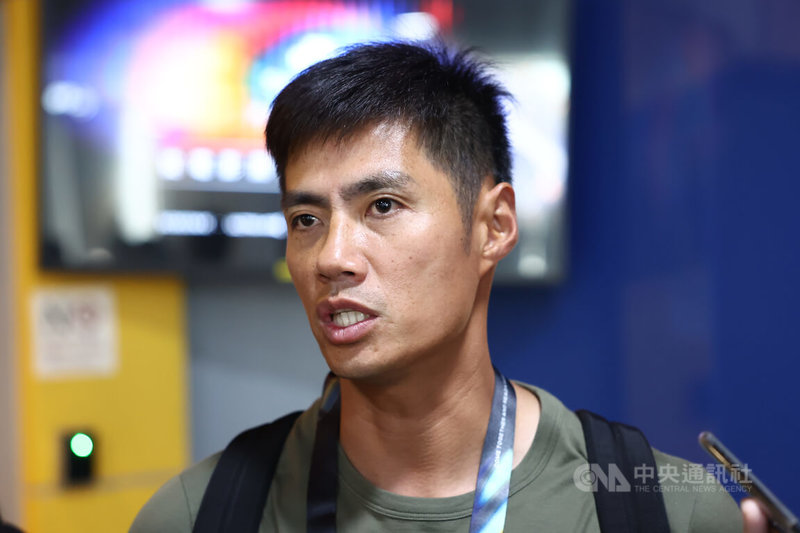 退役球星陳偉殷（圖）24日返台馬上與世界棒球經典賽（WBC）台灣隊會合，陳偉殷表示，都打到這個層級，現階段主要給的是投球節奏、配球模式和心理層面的建議。中央社記者王騰毅攝  115年2月24日