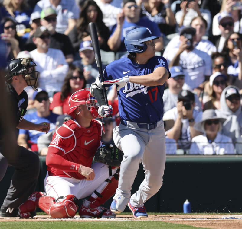 洛杉磯道奇球星大谷翔平21日在春訓對上洛杉磯天使隊。（共同社）