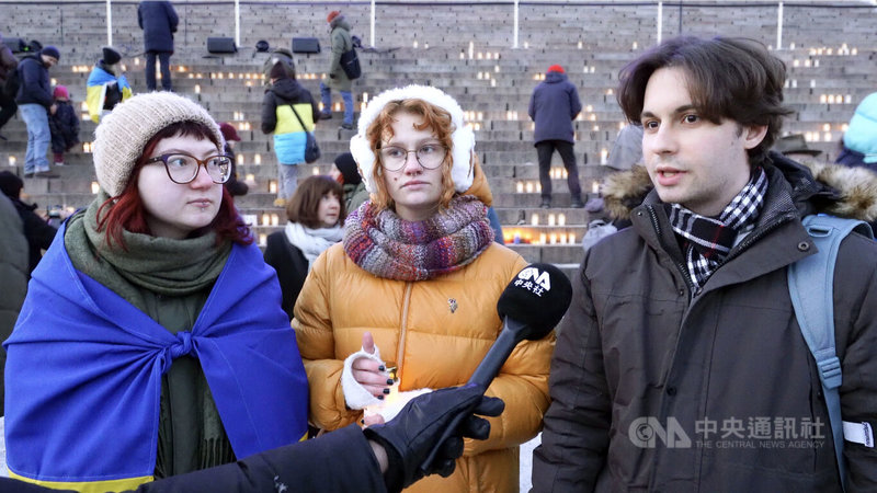 3名旅居芬蘭的烏克蘭青年,不具名中央社訴說戰爭創痛,呼籲國際社會關注戰事。中央社記者巫祈麟赫爾辛基攝 115年2月25日