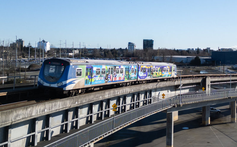 台灣自然景觀、文化魅力與島嶼活力，成為溫哥華大眾捷運系統的吸睛焦點，觀光署希望吸引更多加拿大人把台灣列入下一趟旅行的清單。（交通部觀光署提供）中央社記者程愛芬溫哥華傳真　115年2月27日