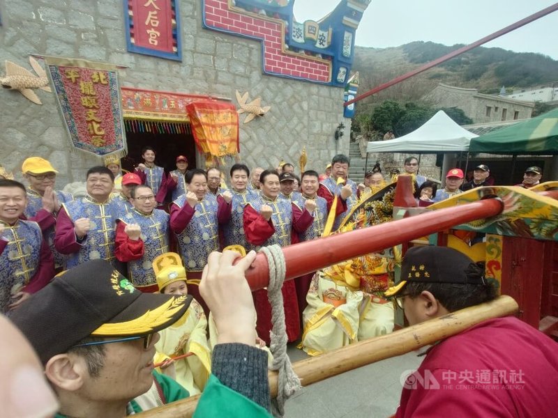 被列為國家級重要民俗的馬祖擺暝文化祭，28日上午舉行祭祀大典，除展現出馬祖「重元宵更勝過年」的傳統，更象徵向眾神祈求馬祖風調雨順，合境平安。中央社記者潘欣彤攝　115年2月28日