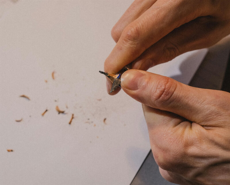 削鉛筆機普及之前，削鉛筆是門技術活。（圖取自Pexels圖庫）