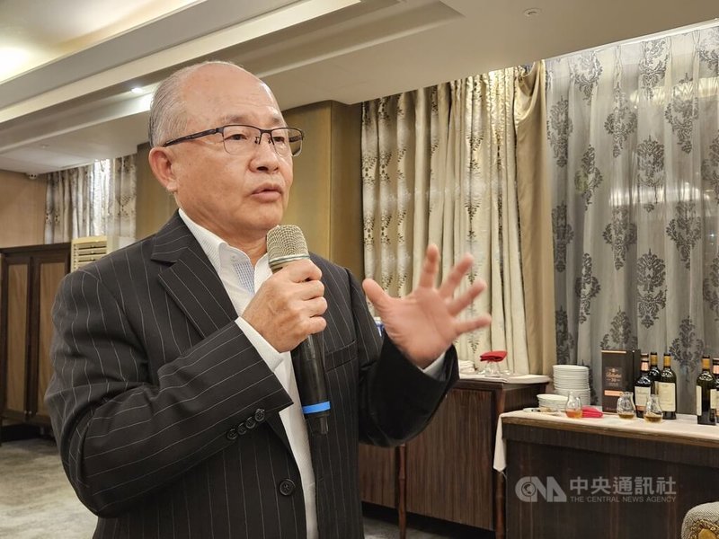 信錦董事長陳秋郎表示，公司打入低軌衛星供應鏈已3年，2026年隨客戶成長，加上公司打入更多新品項，看好低軌衛星相關產品營收有望比2025年倍數成長，營收占比挑戰雙位數。中央社記者曾仁凱攝　115年3月3日