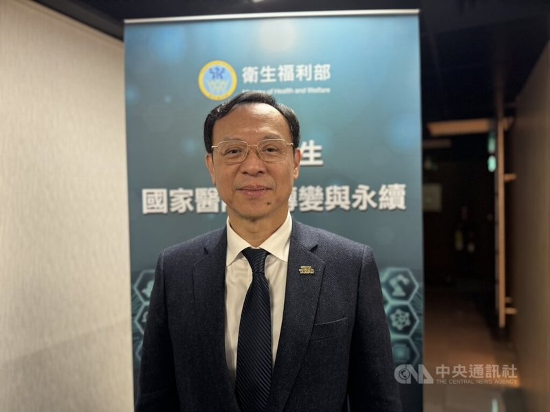 醫護偷拍病患案件連環爆，衛福部長石崇良（圖）3日強調，一定儘速調查處分，將從嚴處理，最重將廢止涉案醫師證書、涉案護理師執業執照。中央社記者沈佩瑤攝　115年3月3日