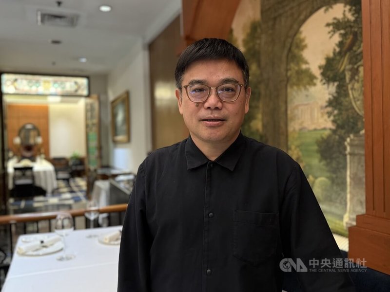 台泰合資的電動二輪車品牌Aionex執行長丁學文接受中央社專訪指出，東南亞電動車的競逐已十分明確，並坦承「四輪電動車領域，幾乎不可能正面挑戰中國，但二輪（電動車）仍存在空間，而這正是台灣累積多年的優勢所在」。中央社記者李宗憲曼谷攝　115年3月3日