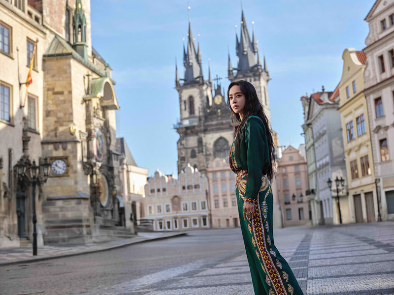 星宇航空8月將開航布拉格，特別邀請歌手蔡依林（圖）擔任航線大使，以全新風貌重新改編經典歌曲「布拉格廣場」，4日在官方社群釋出MV花絮。（星宇航空提供）中央社記者黃巧雯傳真　115年3月4日