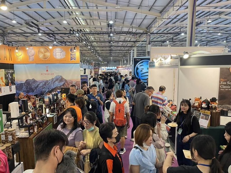 「2026高雄國際精品咖啡展」6日起至9日將在高雄展覽館登場，展期並同時舉辦國際酒暨飲品展與特色「茗茶區」，預期可產生加乘效應。（飲酒過量有礙健康；未成年請勿飲酒；酒後勿開車）（主辦單位提供）中央社記者林巧璉傳真　115年3月4日