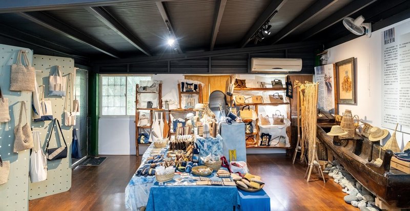 東管處啟動「部落觀光發展 Discovery 計畫」，透過培力產業、保存文化及帶動經濟，補強硬體與軟實力，圖為噶瑪蘭族「香蕉絲工坊」，優化動線並透過分區陳列提升商品辨識度與美感，讓工藝展示更具吸引力。（東部海岸國家風景區管理處提供）中央社記者李先鳳傳真　115年3月4日