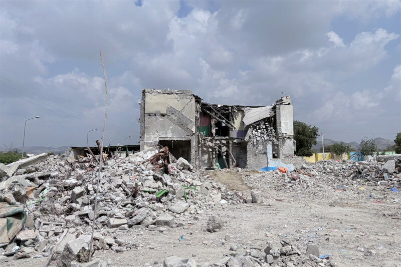 伊朗霍爾木茲甘省一所學校嚴重毀損。（安納杜魯新聞社）