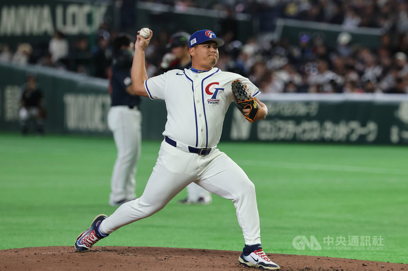 台灣投手胡智爲（圖）2局時接替登板。中央社記者王騰毅東京攝 115年3月6日