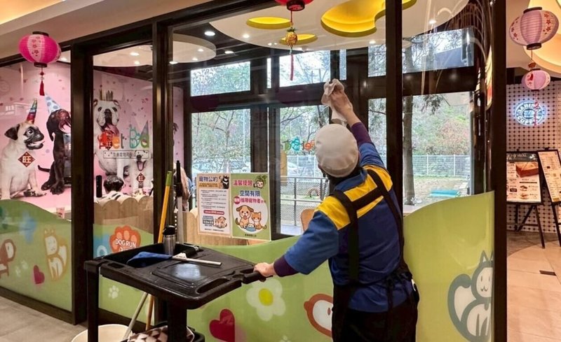 交通部高速公路局6日公布最新統計，15處國道服務區114年度總營收首度突破新台幣60億元大關、達61.5億元。（交通部高速公路局提供）中央社記者黃巧雯傳真　115年3月6日