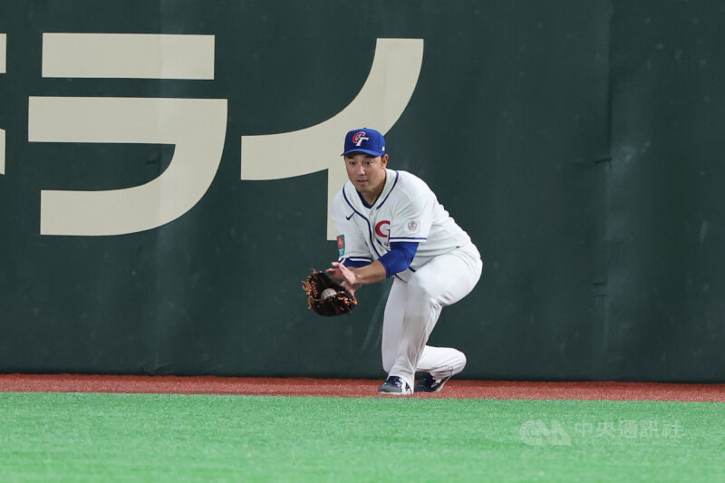 台灣隊林安可5局成功接殺日本打者飛球，抓下第3個出局數。中央社記者王騰毅東京攝　115年3月6日
