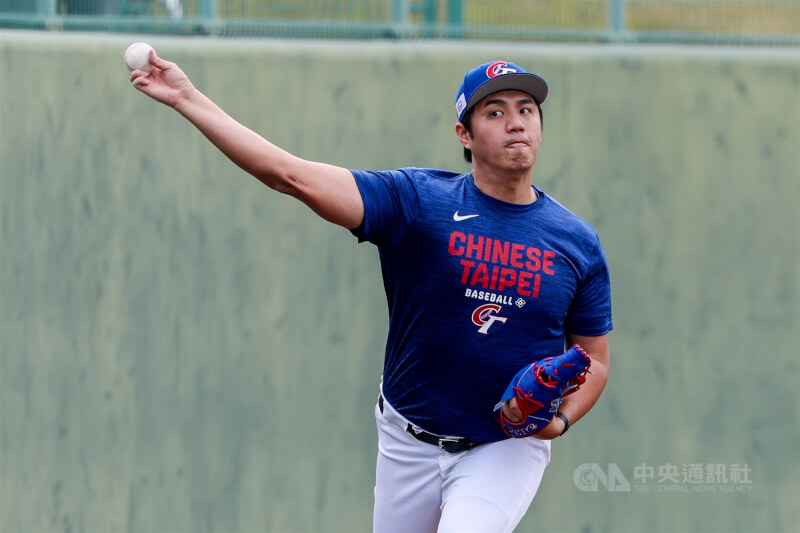 世界棒球經典賽（WBC）C組預賽台灣隊第2戰6日將在東京巨蛋與地主日本武士隊交手，台灣預計推出投手鄭浩均（圖）掛帥先發。圖為115年3月3日鄭浩均練球情形。中央社記者王騰毅東京攝  115年3月5日