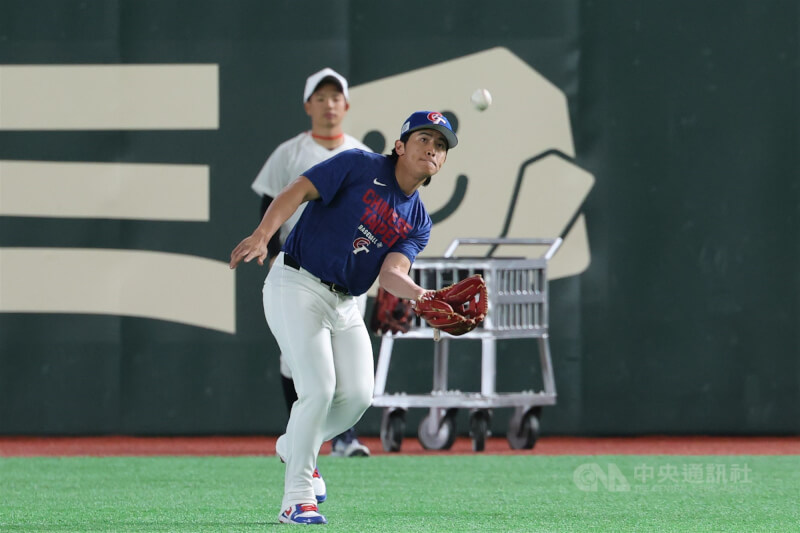 隊長陳傑憲（前）帶傷參與。中央社記者王騰毅東京攝　115年3月6日