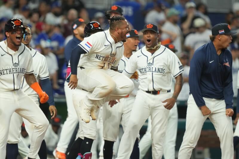 世界棒球經典賽（WBC）荷蘭7日上演戲劇性逆轉，終場以4比3氣走尼加拉瓜。（美聯社）