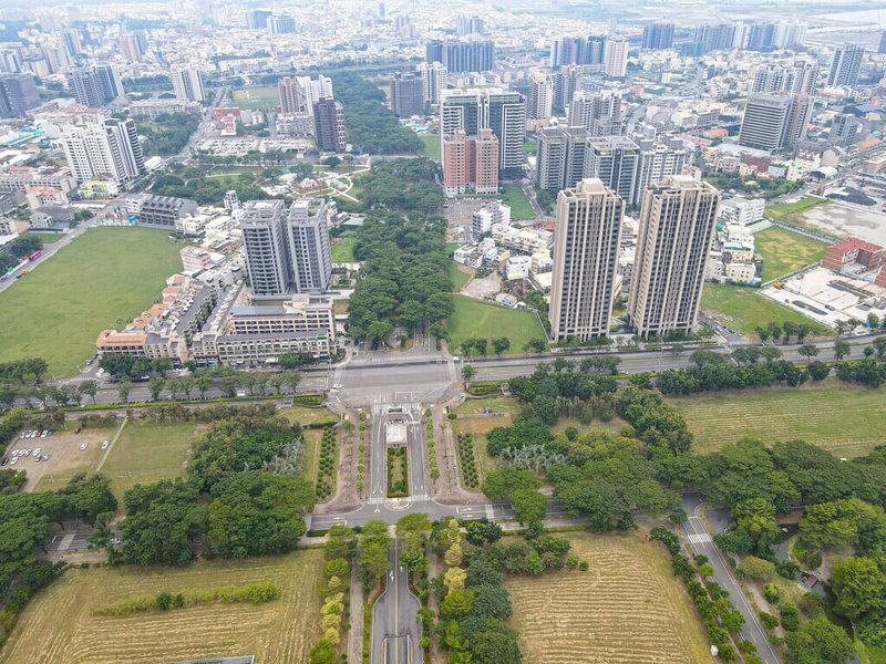 高雄市地政局9日公告，今年度第1季開發區土地標售，共推出位於楠梓、三民、仁武等區5標5筆建地，3月25日開標。（高雄市地政局提供）中央社記者蔡孟妤傳真　115年3月9日