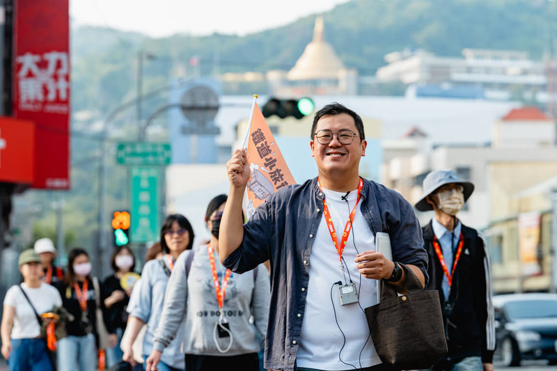 2026鹽埕藝術季已在高雄展開，團隊「港都認識王」打造主題導覽，帶領民眾走進鹽埕，在巷弄之間看見藝術。（港都認識王提供）中央社記者王寶兒傳真　115年3月9日