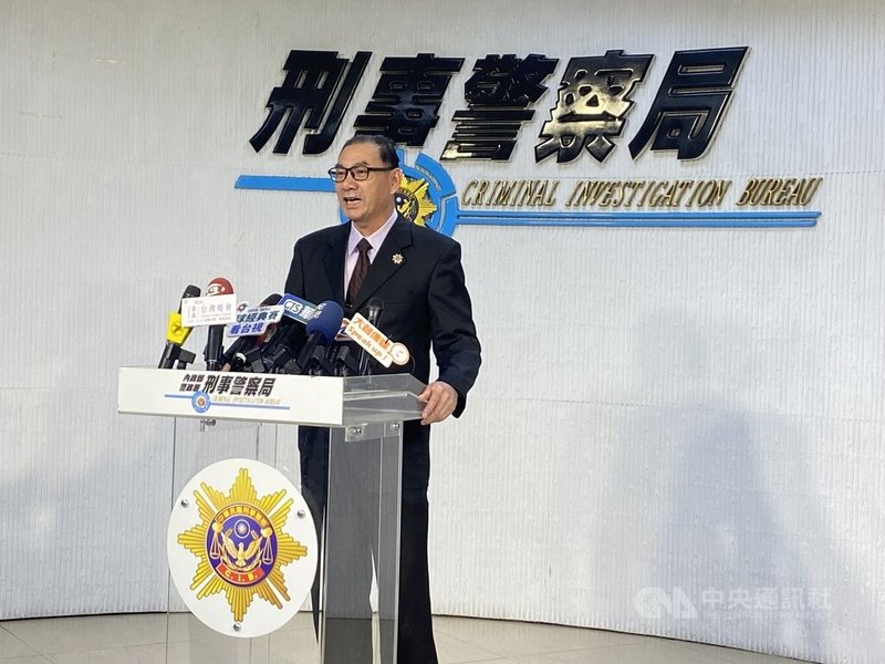 刑事局偵查第四大隊大隊長林振瑞（圖）10日在記者會中表示，新北市張姓男子網路發文指「WBC中華隊承認打假球？」惹議，遭中華職棒提告，經通知到案後已依誹謗罪移送新北檢偵辦。中央社記者黃麗芸攝　115年3月10日