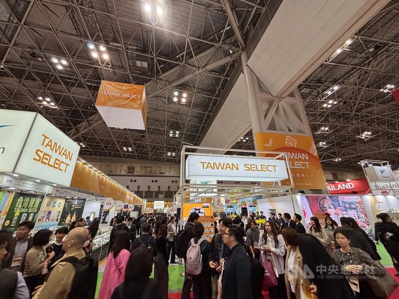 亞洲最具指標性的東京國際食品展（FOODEX JAPAN 2026）10日盛大開幕，「台灣館」集結194家廠商，組成「台灣食品國家隊」進軍展會。中央社記者戴雅真東京攝 115年3月10日