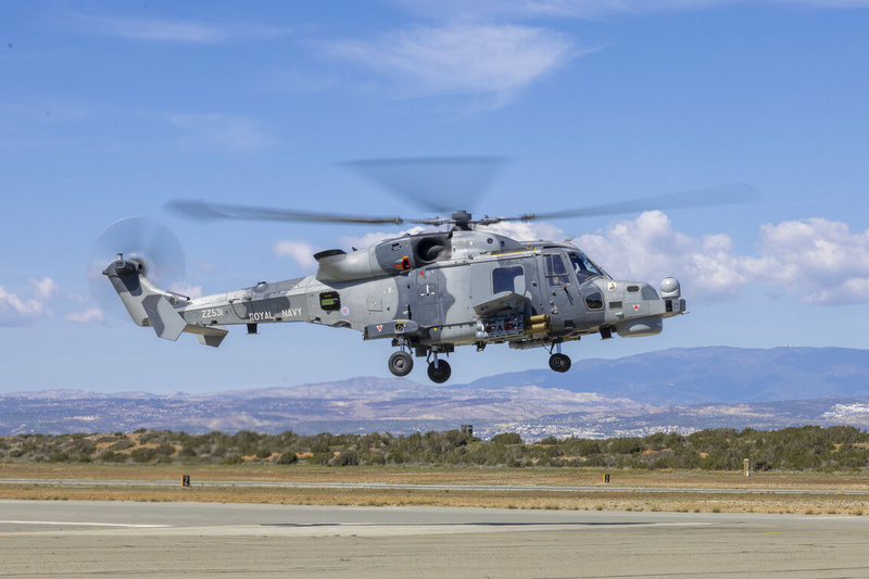 英國向東地中海增派的第3架配備空對空飛彈的「野貓」多用途直升機，8日飛抵英國在賽普勒斯南部的軍事基地。（英國國防部提供）中央社記者陳韻聿倫敦傳真　115年3月10日