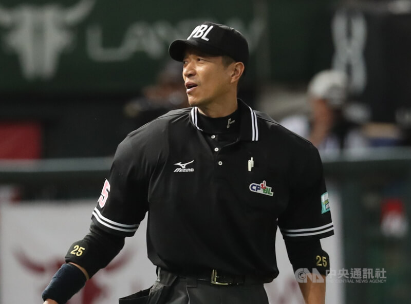 中華職棒裁判長張展榮。（中央社檔案照片）