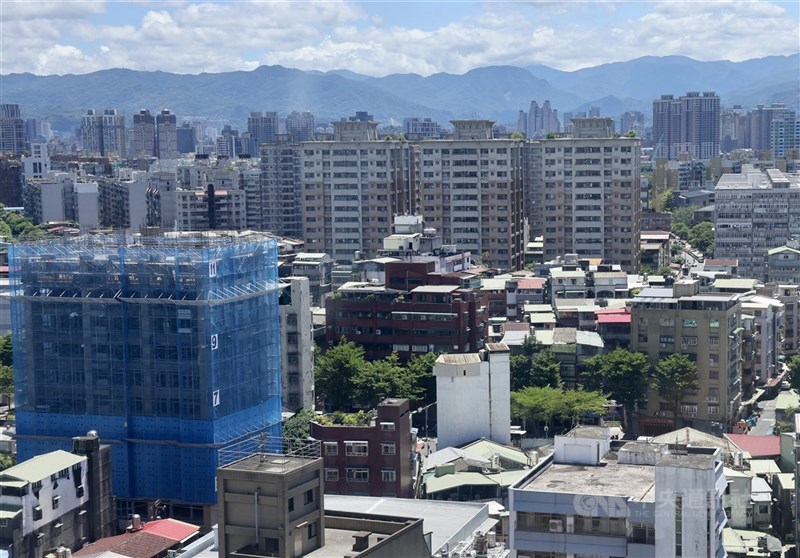 今年2月土地增值稅收年減41.5%，六都年減幅均達到3成以上。（中央社檔案照片）