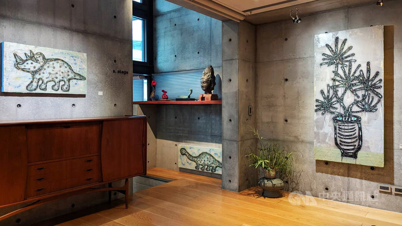 襲園美術館推出「模糊的風景」展，策展人林郁晉邀請6名藝術家以畫作回應當代風景，展期至5月23日，採預約制入場。中央社記者王寶兒攝　115年3月11日