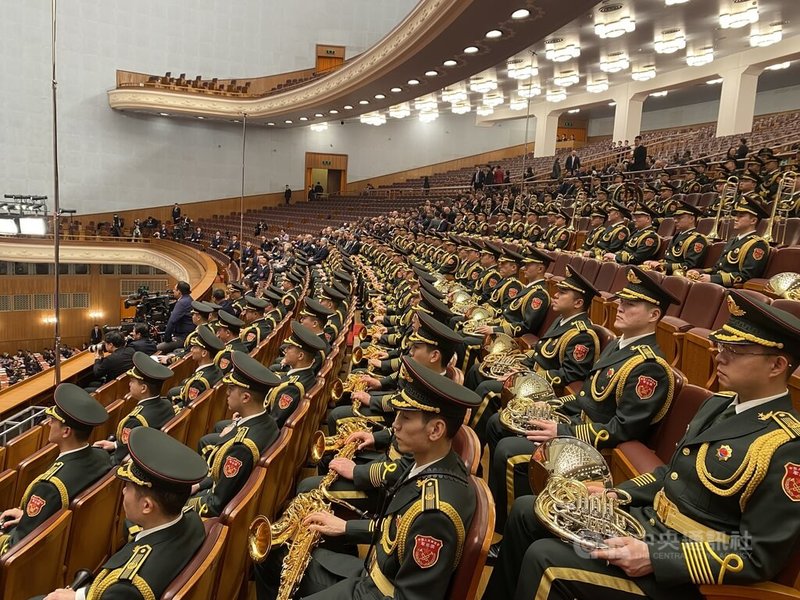 中國第14屆全國人民代表大會第四次會議12日下午閉幕。圖為軍樂隊。中央社記者呂佳蓉北京攝　115年3月12日