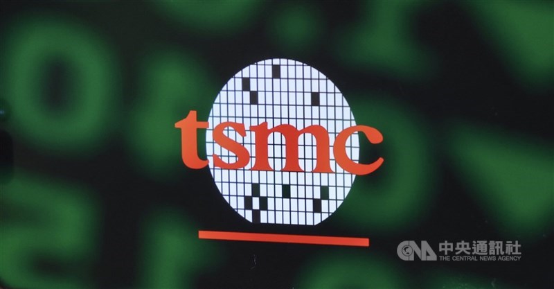 市調機構集邦科技統計，2025年全球前10大晶圓代工廠產值1695億美元，創下歷史新高，台積電市占率攀升至69.9%，穩居全球晶圓代工龍頭地位。（中央社檔案照片）