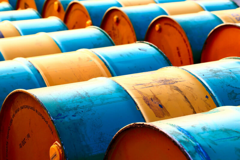 油桶示意圖。（圖取自Unsplash圖庫）